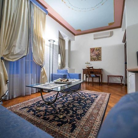 Bed and Breakfast Palazzo Finati Alba  Zewnętrze zdjęcie