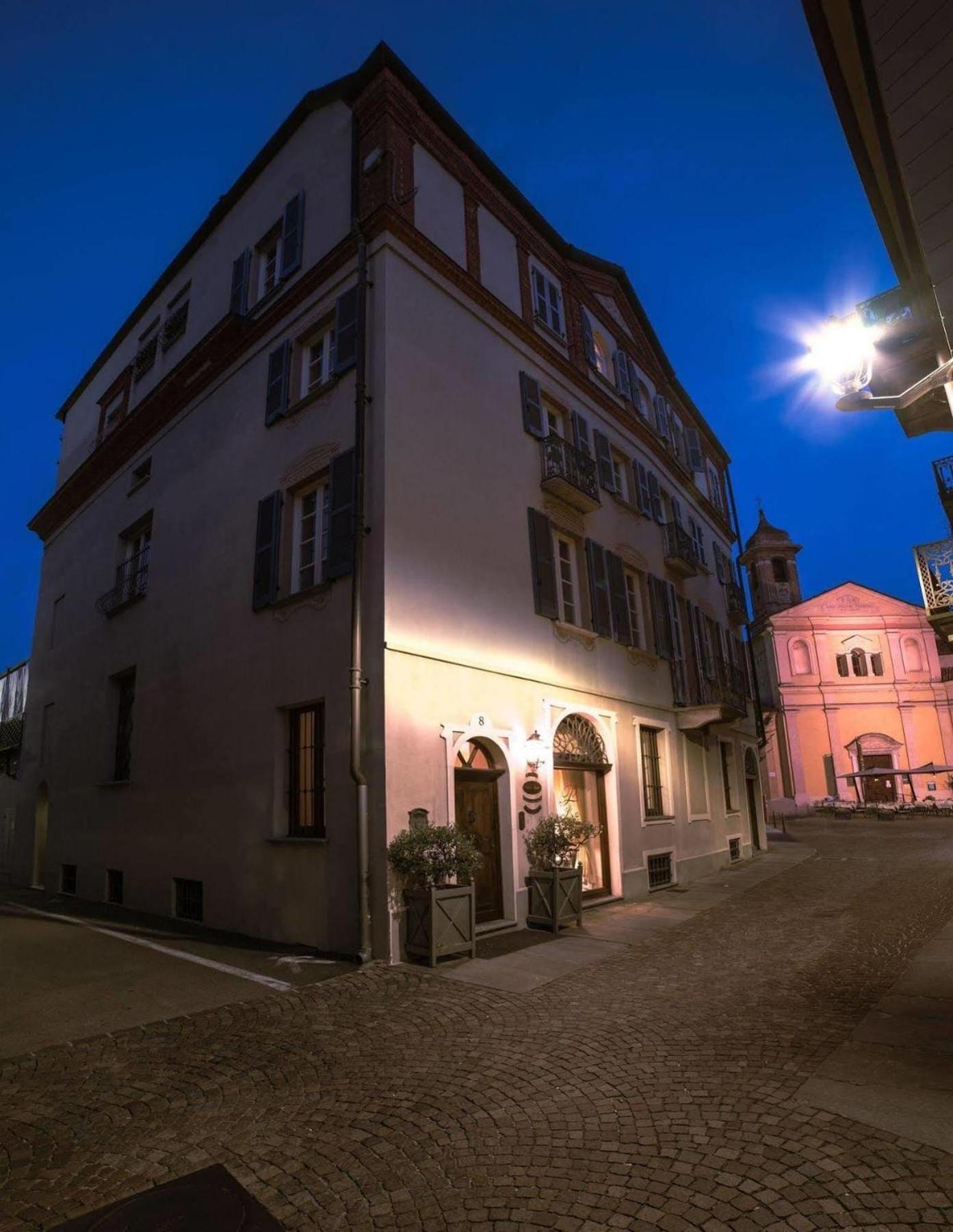 Bed and Breakfast Palazzo Finati Alba  Zewnętrze zdjęcie
