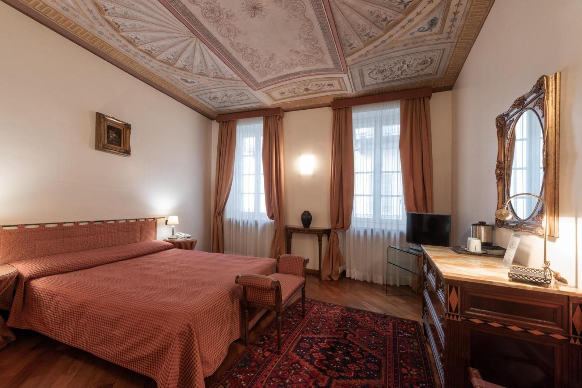Bed and Breakfast Palazzo Finati Alba  Zewnętrze zdjęcie