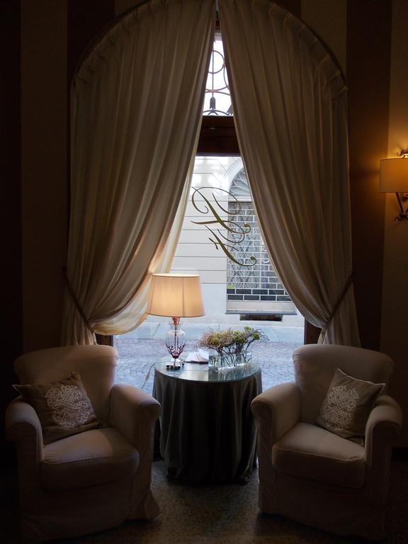 Bed and Breakfast Palazzo Finati Alba  Zewnętrze zdjęcie